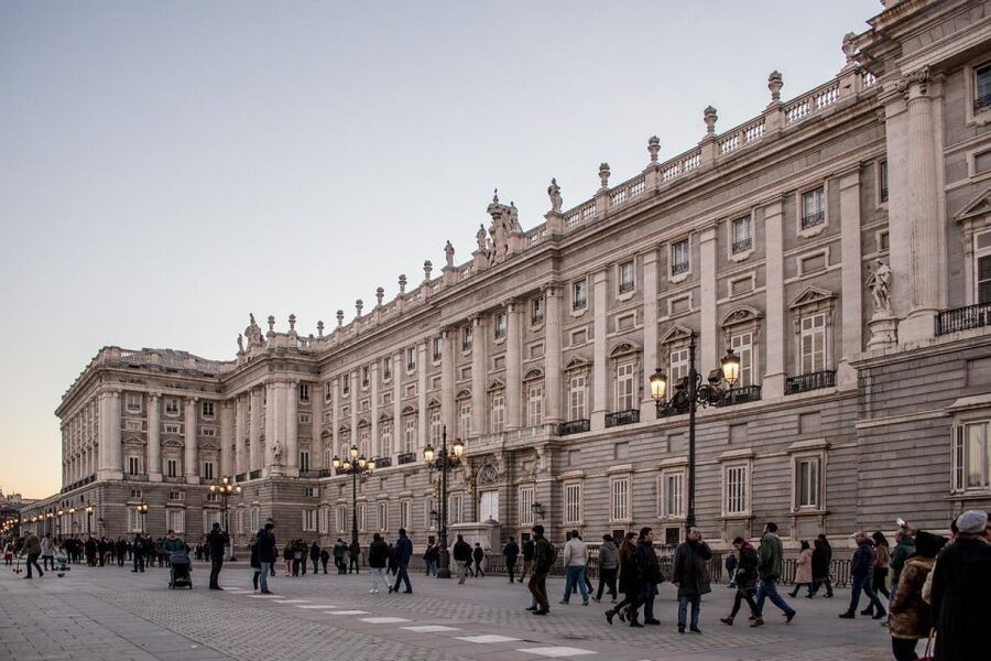 Madrid: Royal Palace Skip-the-Line Guided Tour - Calle Mayor and Plaza Mayor: Learn the Map in 30 Minutes