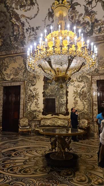 Madrid: Royal Palace Small Group Tour with Skip-the-Line - Finding the Royal Palace fast from Opera (and why your timing matters)