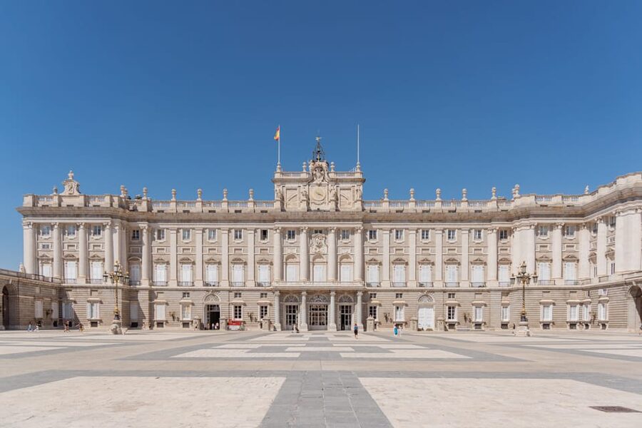 Madrid: Royal Palace VIP Tour with Skip-the-Line Ticket - VIP Skip-the-Line Access at Madrid’s Royal Palace