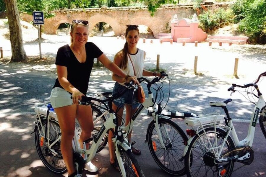 Madrid’s River Side & Casa de Campo Electric Bike Tour - Climbing for skyline views: the best payoff for your effort