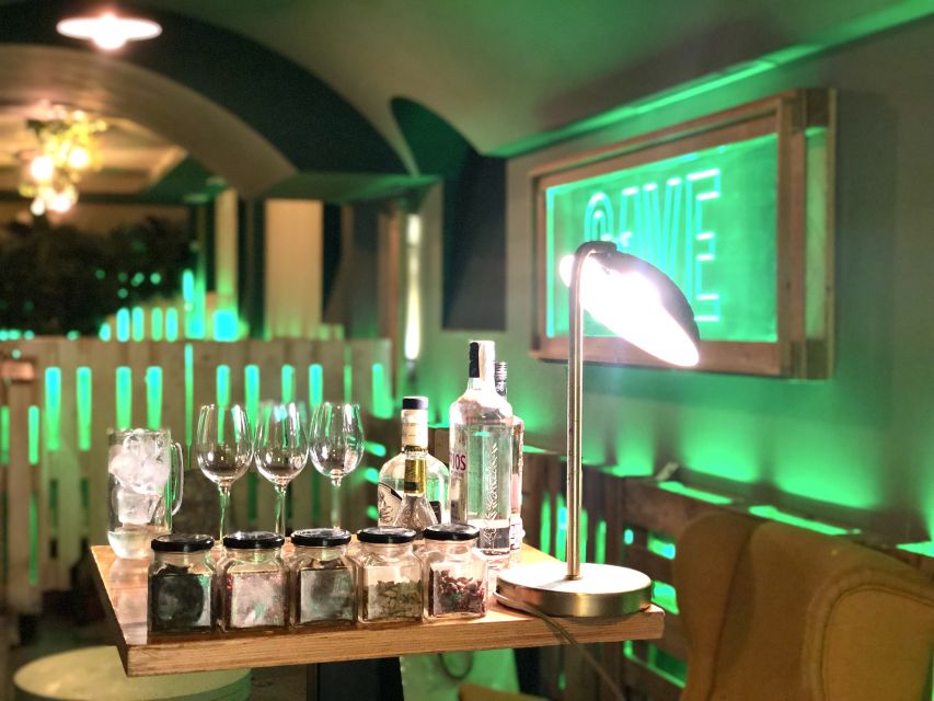 Madrid: San Miguel view Gin and Tonic Workshop with Tapas - Tapas Pairings: Three Bites That Change the Flavor Story