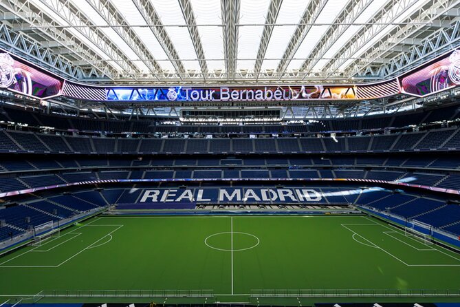 Madrid: Santiago Bernabéu and Real Madrid Guided tour - The 105-minute stadium start: exhibition, audiovisual show, and a model of the future