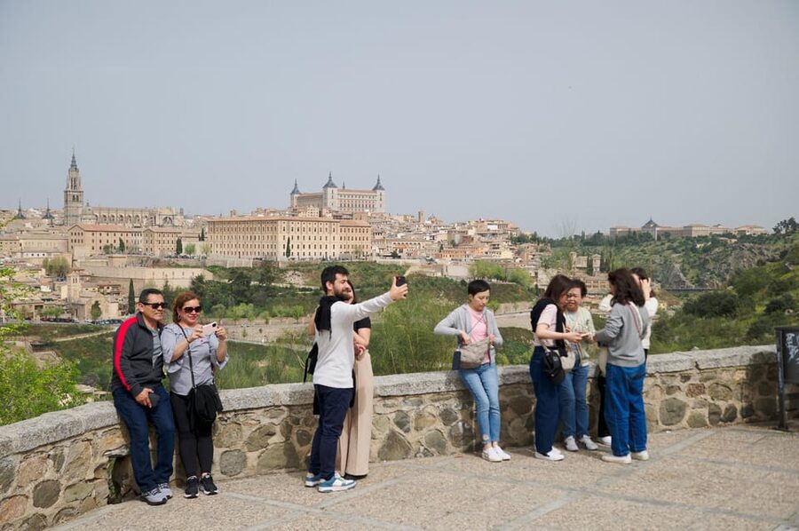 Madrid: Segovia and Toledo Tour, Alcazar, and Cathedral - Who this tour is best for (and who should pass)