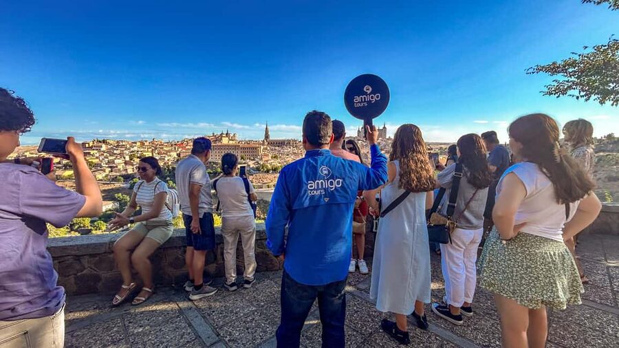 Madrid: Segovia, Ávila & Toledo Day Trip with Optional Lunch - Guides, Headsets, and the Pace: What Makes It Work
