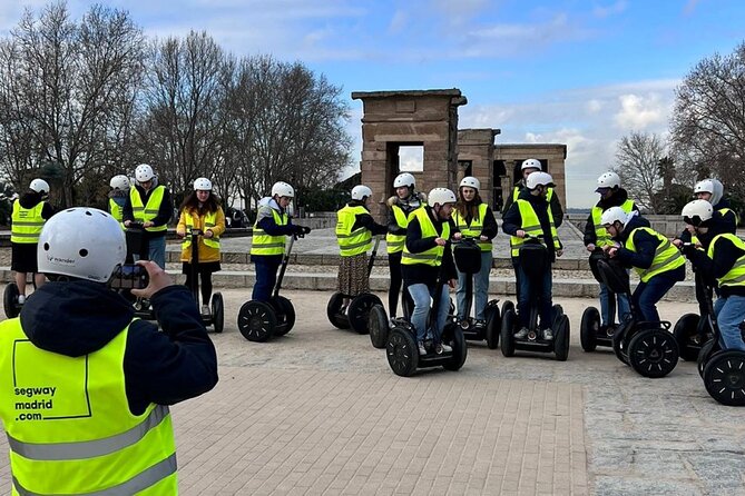 Madrid Segway Tour. Center and Retiro Park. - Meeting point basics and the easiest way to plan your day