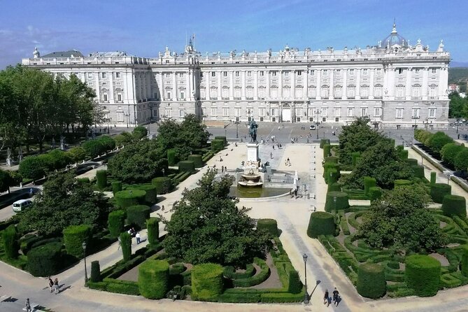 Madrid Self-Guided Audio Tour - Estación de Atocha, Reina Sofía, and the Retiro Palaces