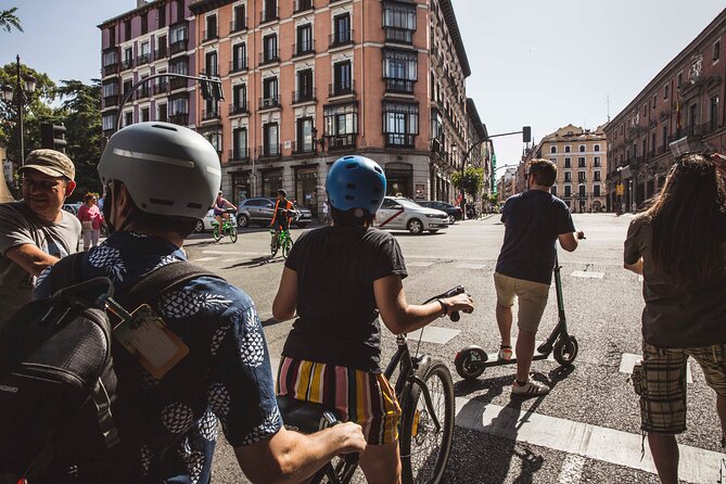 Madrid Sightseeing Electric Bike tour (Small group. Semi private) - Sabatini Gardens, Campo del Moro, and a calmer ride beside water