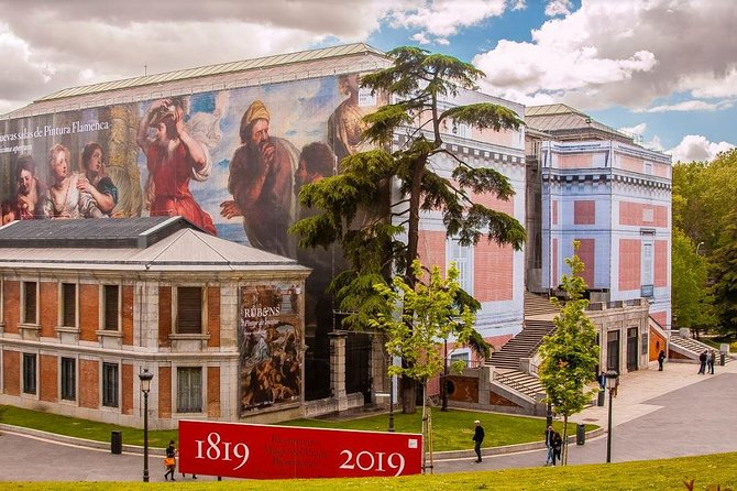Madrid: small group tour of the Prado Museum - Finding the Group: The Goya Statue Meeting Point