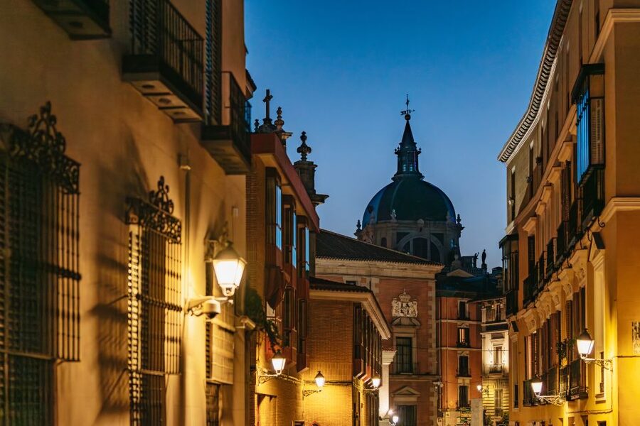 Madrid: Spanish Inquisition and Legends Evening Walking Tour - Final Verdict: Should You Book This Lantern-Lit Night Tour?