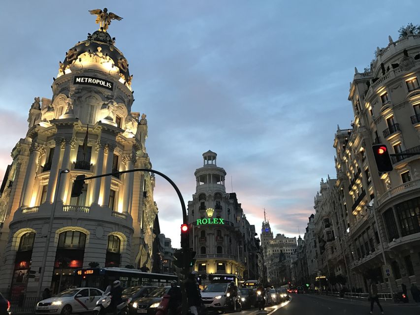 Madrid: Sunset Walking Tour with Optional Flamenco Show - Key Moments Worth Planning Around