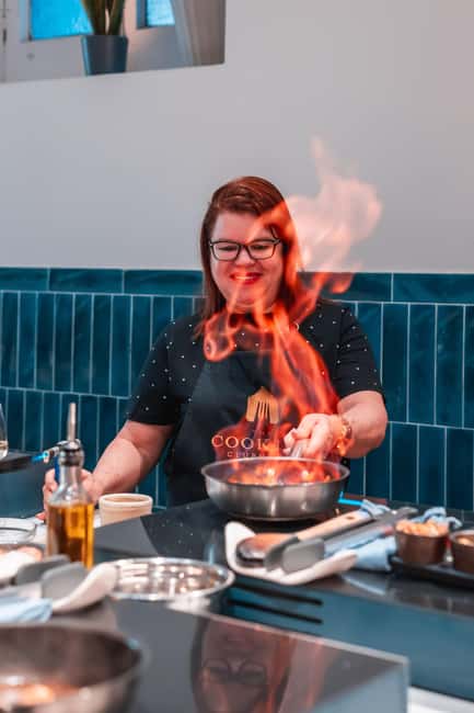Madrid: Tapas Cooking Class with bottomless Wine Pairing - Key Highlights Worth Booking