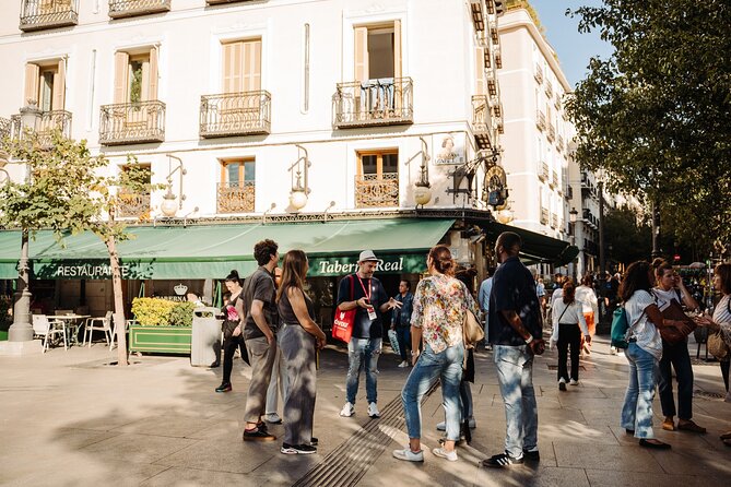 Madrid Tapas & Taverns Small Group Food & History Tour - Plaza Mayor: public drama in stone
