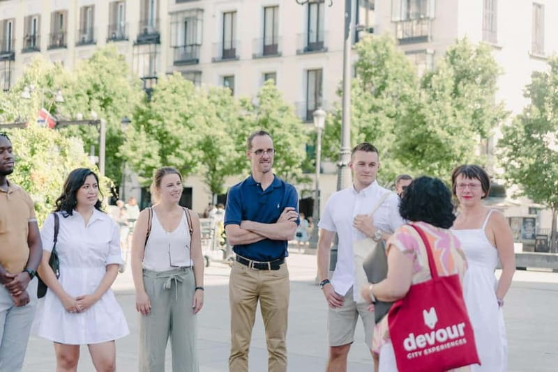 Madrid: Tapas Tour & Authentic Flamenco Experience - Price and Group Size: What $112 Really Covers