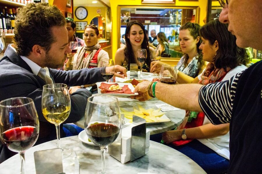 Madrid: Tapas & Wine Tasting Tour with Local Guide - Las Letras: literary streets where people actually eat