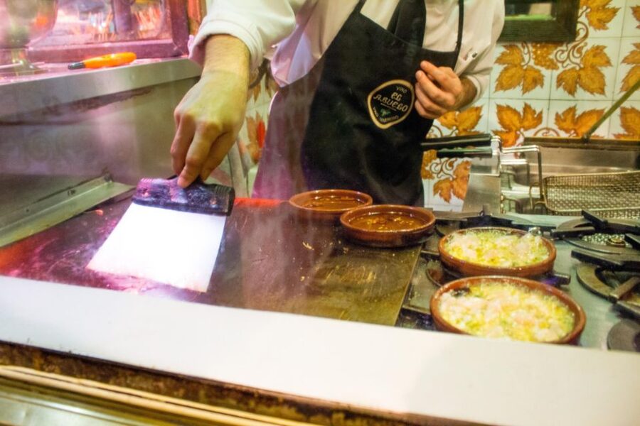Madrid: Tapas & Wine Tasting Tour with Local Guide - Wine, beer, vermouth, and other pairings (how to get the most)