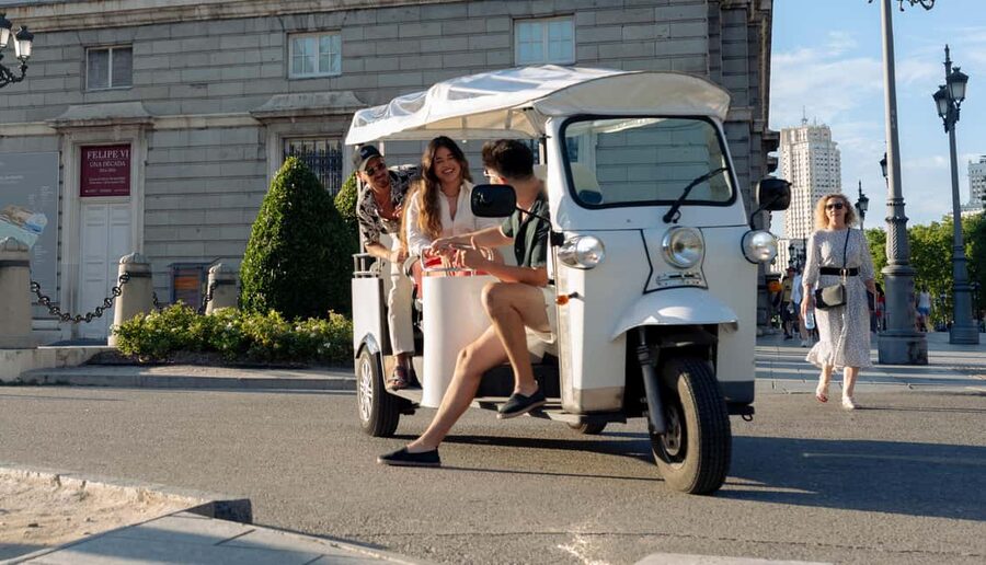 "Madrid: The Panoramic Vistas Tour" - Why a private electric tuktuk makes Madrid easy to read
