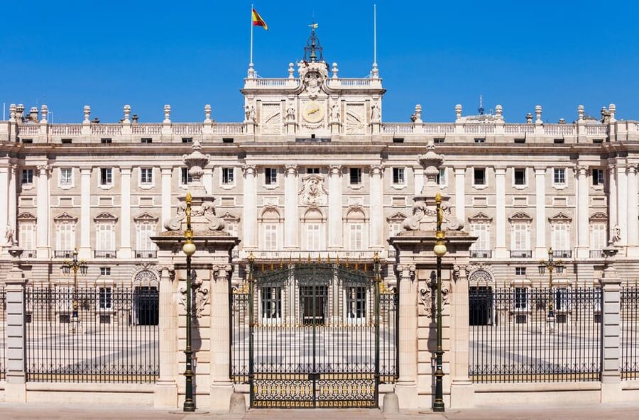 Madrid: The Royal Palace Skip-the-line Guided Tour - Key things to look for on this Royal Palace tour