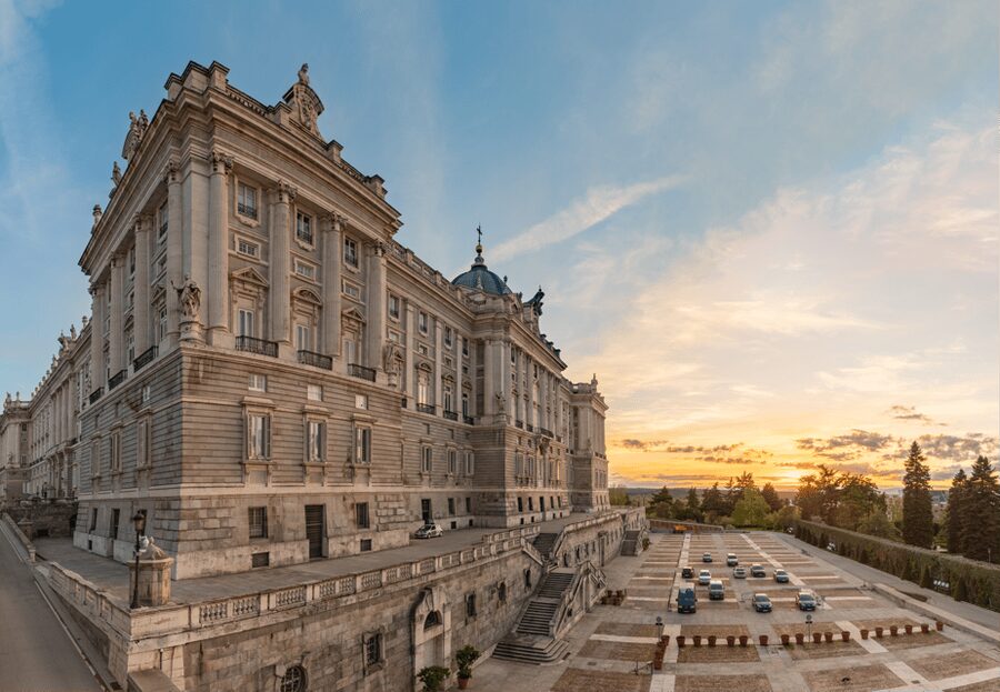 Madrid: The Royal Palace Skip-the-line Guided Tour - The art and objects: Velázquez, Goya, tapestries, watches