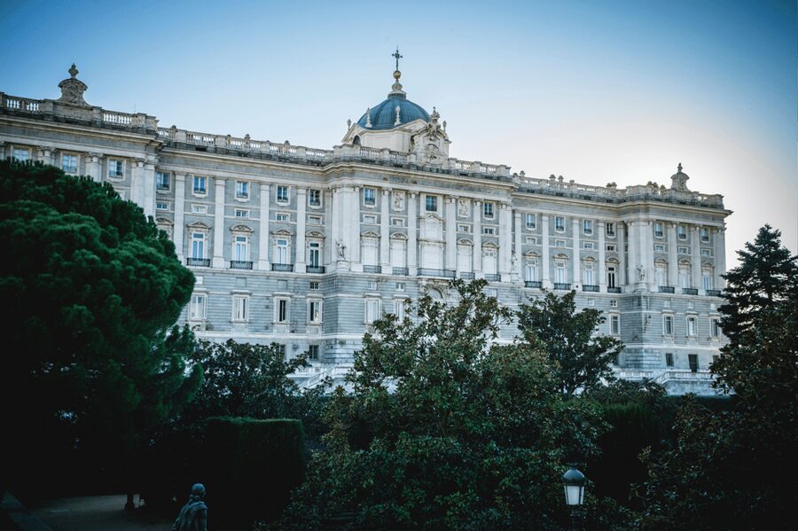 Madrid: The Royal Palace Skip-the-line Guided Tour - Should you book this skip-the-line Royal Palace tour?