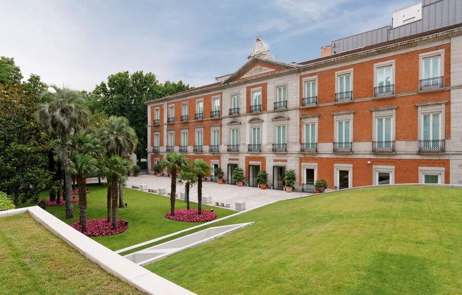 Madrid: Thyssen-Bornemisza & Reina Sofia Private Tour - Thyssen-Bornemisza: From Italian and Flemish Roots to 20th-Century Shockwaves