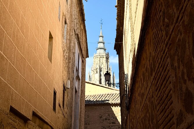 Madrid to Toledo & Don Quixote Windmills small-group Experience - Primatial Cathedral, Alcázar, and the clues you can spot