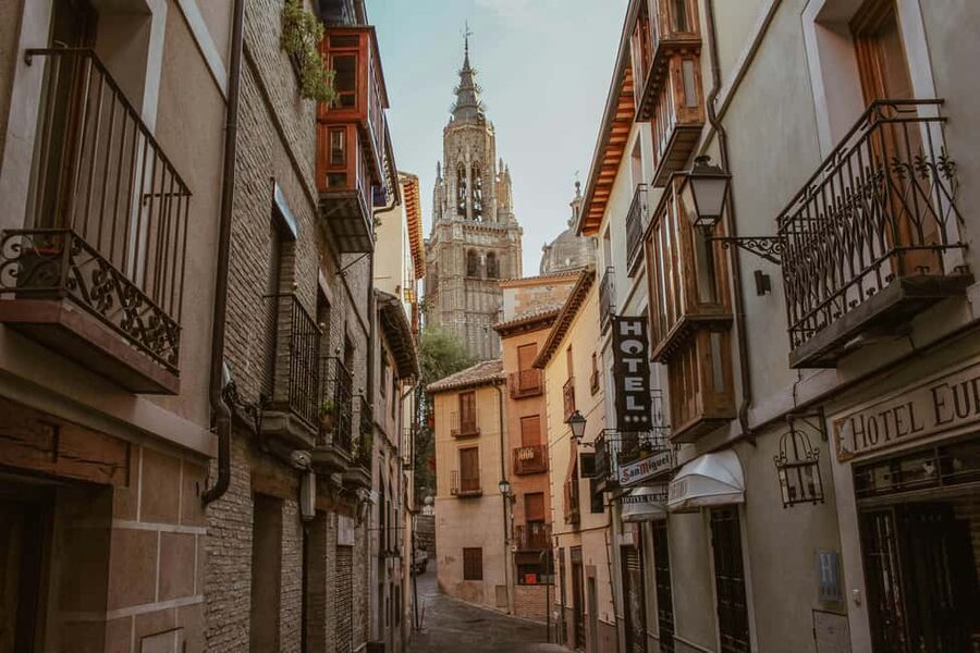 Madrid: Toledo Excursion with a Visit to the Alcázar and the Army Museum - Transportation Back to Madrid Around 6:30 PM