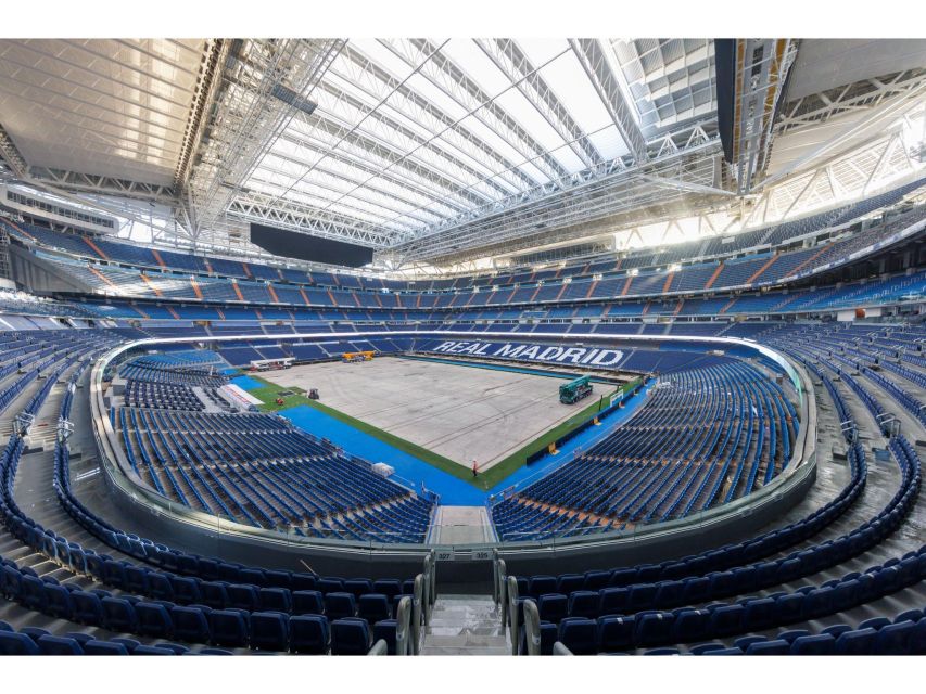 Madrid: Tour Bernabéu Entry Ticket - Inside the club side: media, medical, and “game-day rooms”