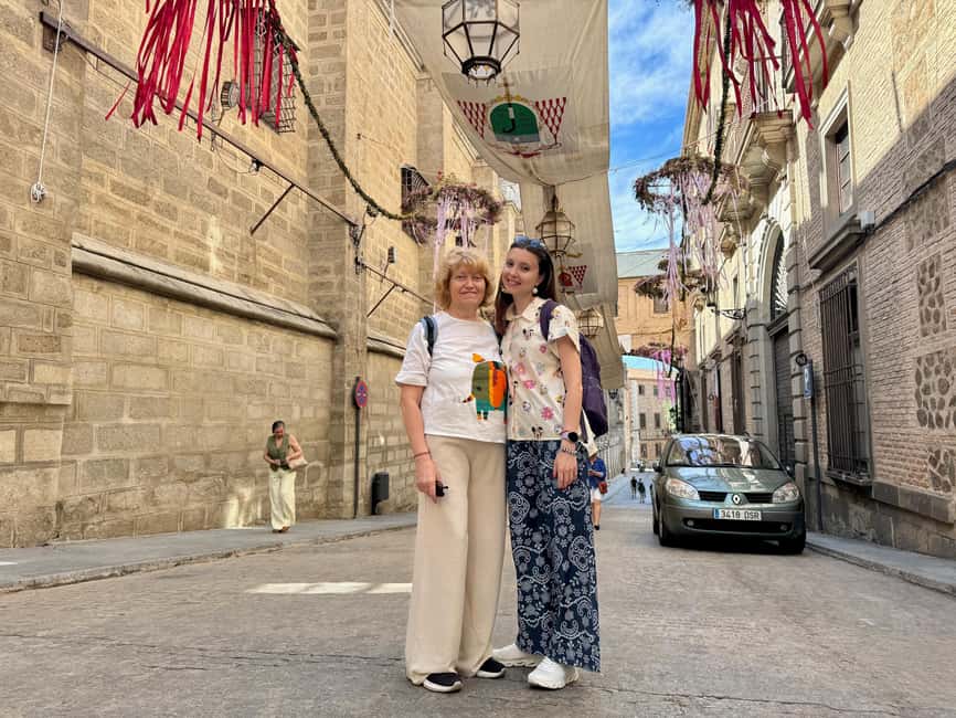 Madrid: Tour Toledo y Segovia, 8 destinos imprescindibles - Segovia guided time: aqueduct energy and old-town flow