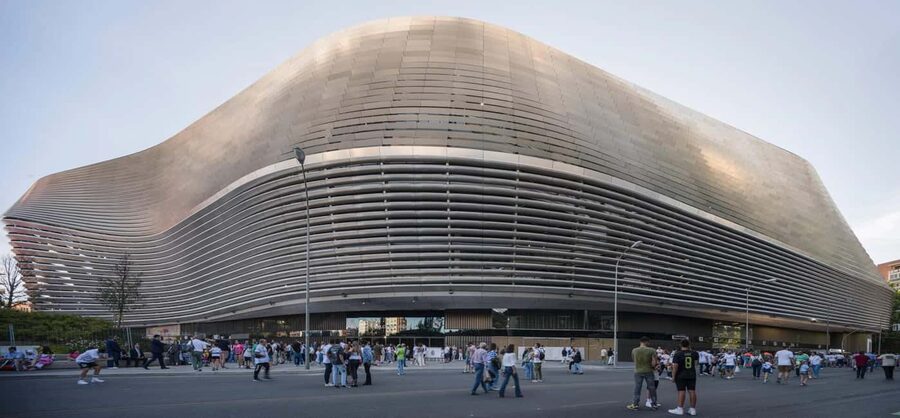 Madrid: Tour with Tuk Tuk Zero: Bernabéu and the Golden Mile. 1h 15min - Key points I’d mark on your map