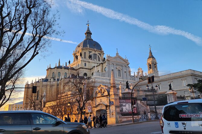 Madrid Tuk Tuk & Olé Experience – Private 1.5h Cultural Tour - Atocha to Reina Sofía: Modern Art in an Old Hospital