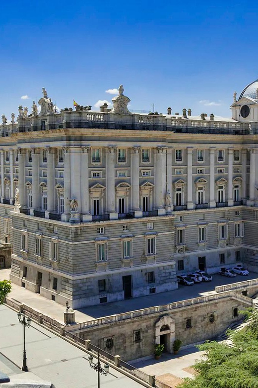 Madrid: VIP Prado Museum & city highlights with Hotel pickup - Plaza de España to Plaza de Oriente: Cervantes and the garden-square feel