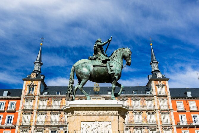 Madrid: VIP Royal Palace & Cathedral with tickets & hotel pickup - Almudena Cathedral stop: what fits in 15 minutes