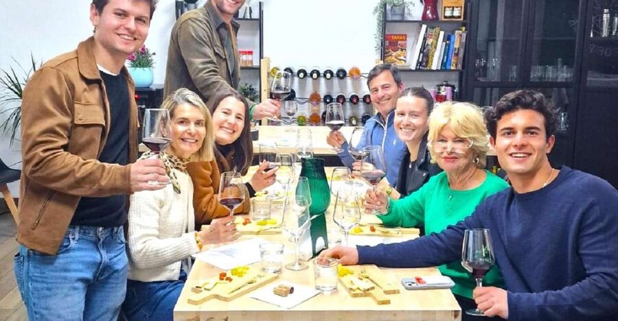 Madrid: Wine Tasting Experience with 4 Spanish Wines - What a Michelin-trained sommelier changes in the room