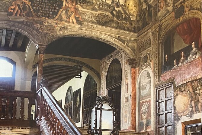 Monastery Royal Barefoot Visit with entrance without waiting for queues - Choir Stalls, Pedro de Mena’s Dolorosa, and Royal Tombs
