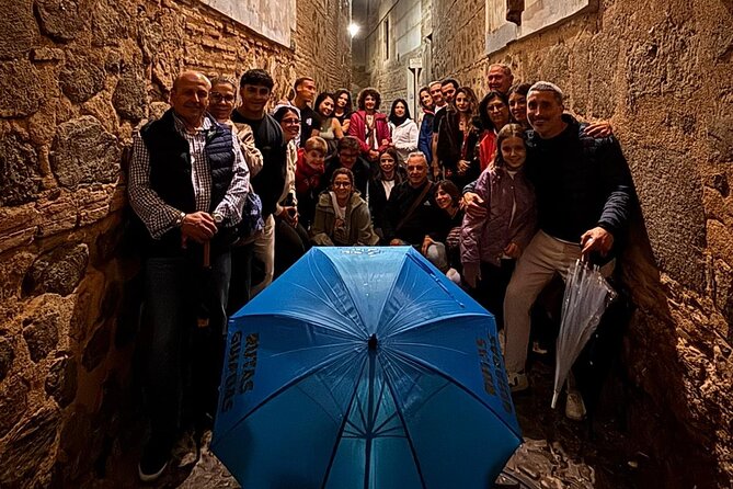 Night Walking Tour of Toledo to learn about Secrets and Legends - Calle Cristo de la Calavera: Bécquer in a single street-corner