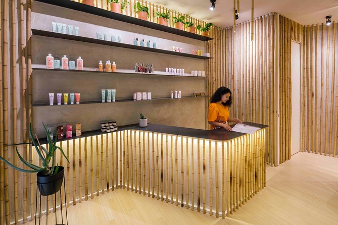 Pamper your feet with foot bath and reflexology massage - Why Foot Reflexology Feels Like a Madrid Reset