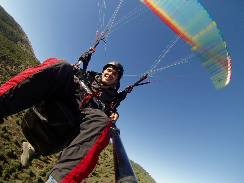 Paragliding Tandem Flight from Madrid - Cebreros vs. Somosierra: two flight areas, picked by wind