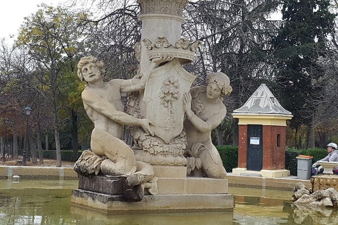 Prado Museum and Retiro Park Private Guided Tour - Price and value: when $355 per group makes sense