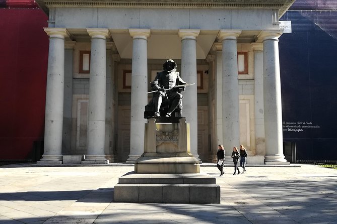 Prado Museum Private & Customized Tour - Meeting at the Monument to Goya: Simple Start, Clear Finish
