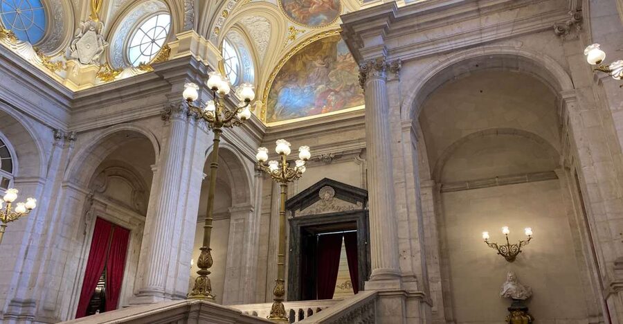 Prado Museum + Royal Palace Skip-the-Line Entry+Guided Tour - Skip-the-line and private car: why this two-site plan works