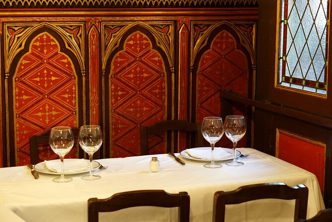 Prado Museum Tour & Lunch at the Oldest Restaurant in the World - Prado skip-the-line, then Botín: why this combo makes sense