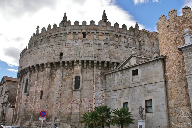 Private 3-hour Walking Tour of Avila with official tour guide - Your official guide sets the tone (and can shift your focus)