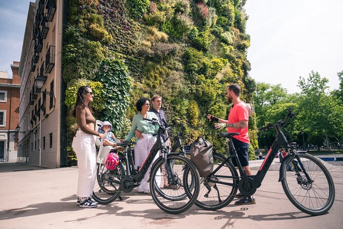 Private customizable bike tour Madrid - Plaza Mayor, barrio de las Letras, and Plaza Santa Ana