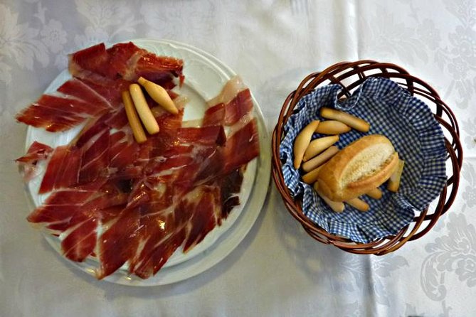 Private Food, Tapas & Wine Tour of Madrid with Customizable Menu All Included - Lunch tavern crawl and tapas of your choice