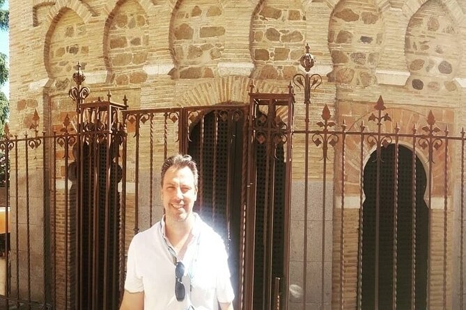 Private Guided Tour in Toledo with Ricardo Guia Oficial Toledo - Synagogue of Saint Mary the White: compact, stunning, and 12th century