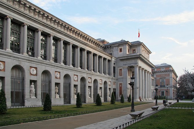 Private guided visit of Prado Museum of Madrid with official tour guide - Stop 1: Guided time inside the Prado (where your itinerary really matters)