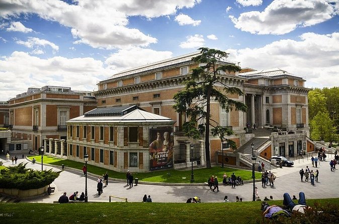 Private guided visit of Prado Museum of Madrid with official tour guide - Tips to get the most from your 2 hours