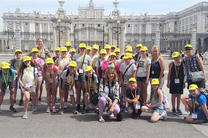 Private Half-Day Guided Tour of Madrid: 2H by private vehicle & 2H walking - Puerta del Sol and the zero kilometer: the day’s best “map marker”