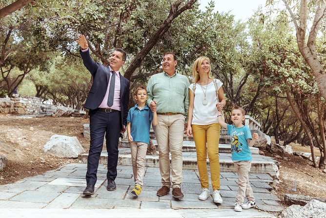 Private Half-Day Sightseeing in Madrid - El Retiro Park: A Green Break You Can Feel in Your Feet