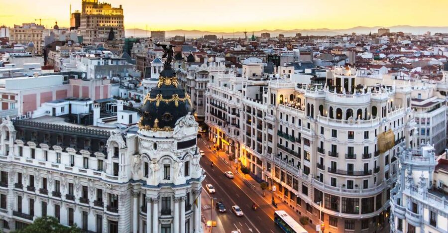 Private Madrid Highlights Walking Tour - Why this 3-hour private Madrid highlights walk works